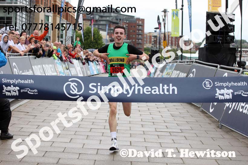 Simplyhealth Junior, 5k and Mini Great North Run. Photo: David T. Hewitson/Sports for All Pics